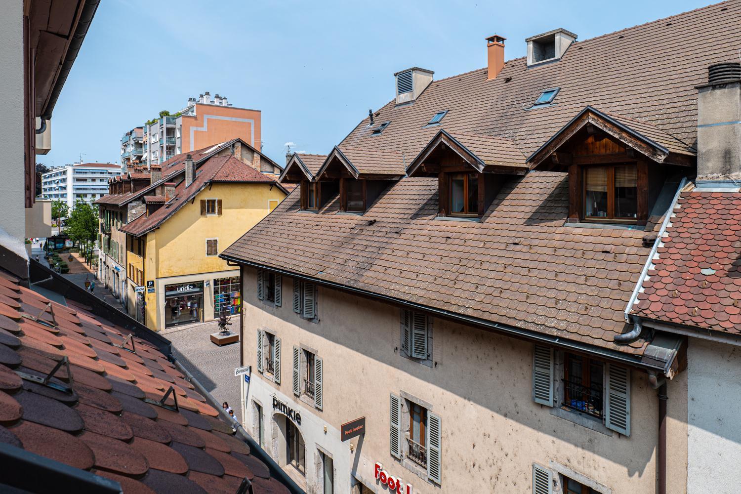 Carnot Duplex, Spacieux 3 Pieces Avec 2 Chambres Sur Les Rue Pietonnes Annecy Exterior foto